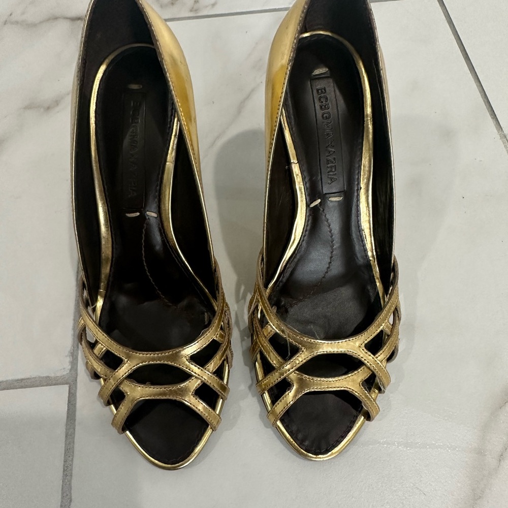 BCBC Maxazria peep toe gold heels